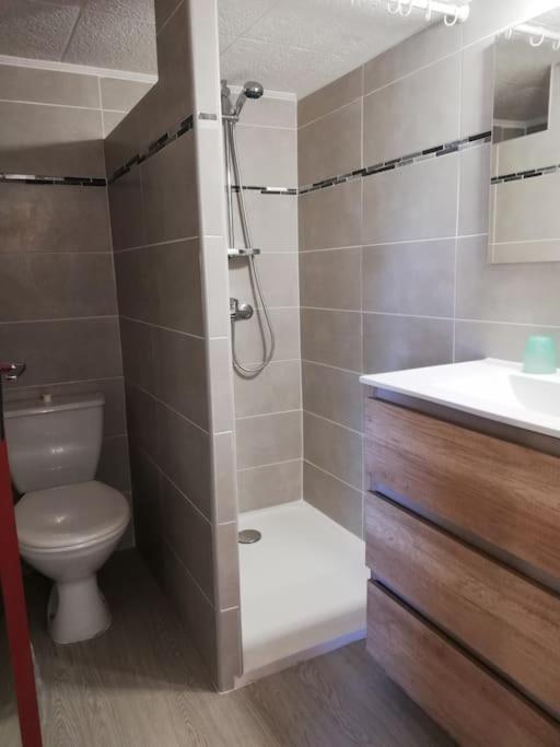 Studio 28M2 Climatise,Wifi, Proche Des Calanques,Plages Ла-Сьота Экстерьер фото