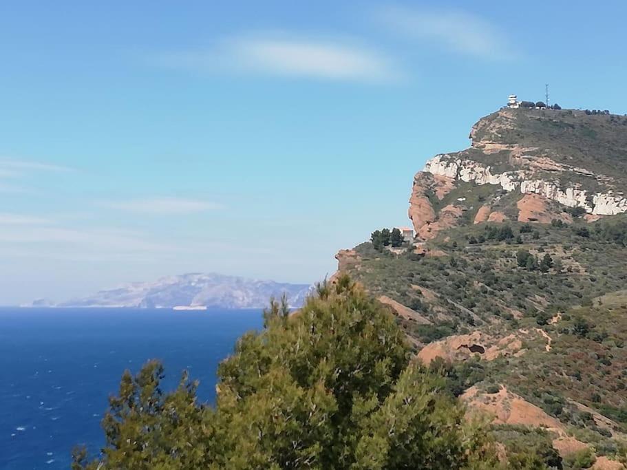 Studio 28M2 Climatise,Wifi, Proche Des Calanques,Plages Ла-Сьота Экстерьер фото