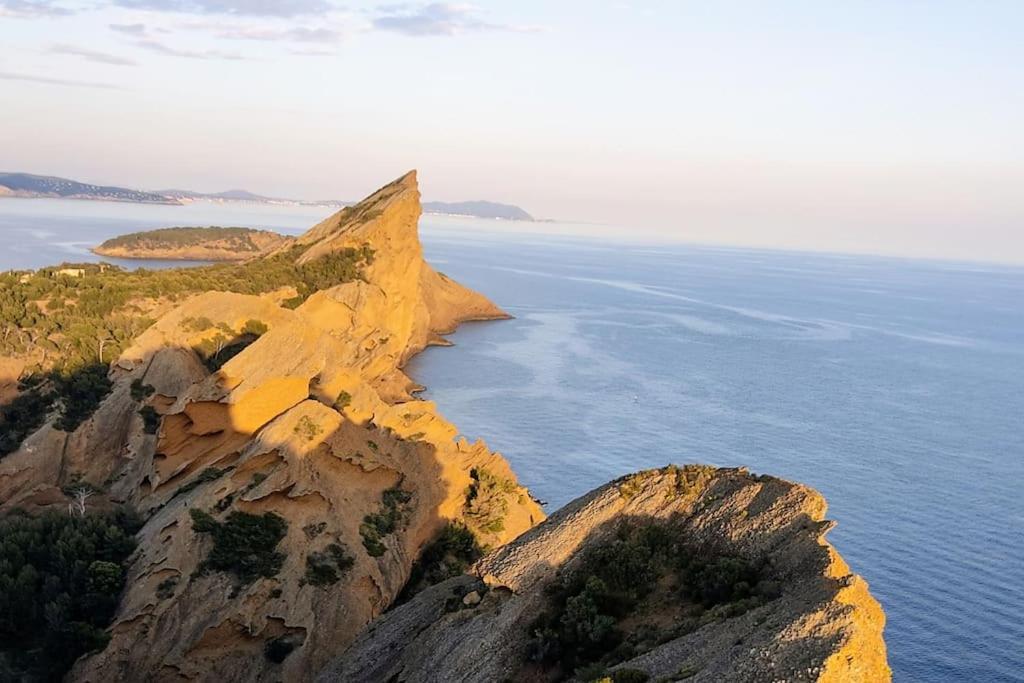 Studio 28M2 Climatise,Wifi, Proche Des Calanques,Plages Ла-Сьота Экстерьер фото